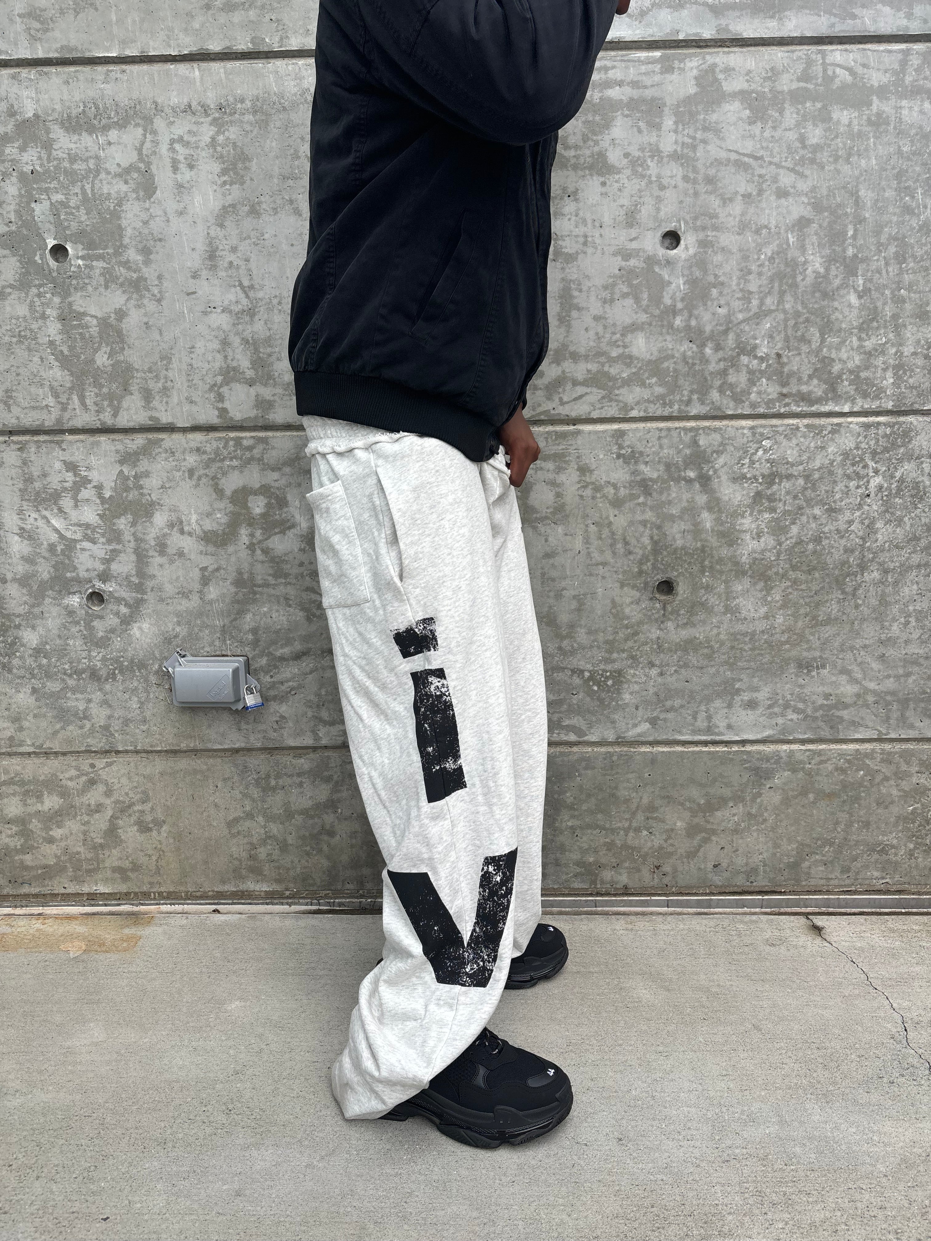 IV.BY.IV "Baggies"